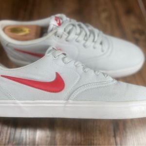Men’s Nike SB Sneakers size 11